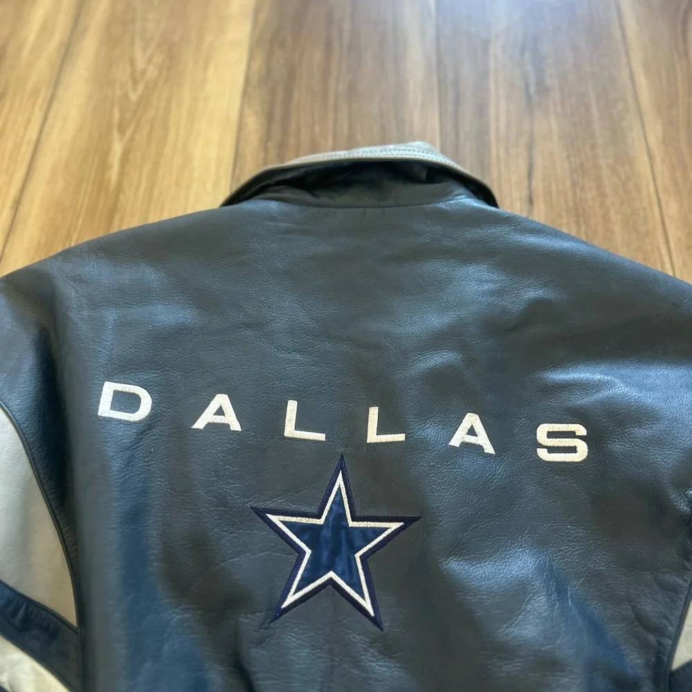 Pro Player mens vintage Dallas Cowboys Bomber Jacket size large